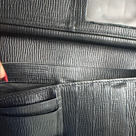 Authentic Fendi Black Textured Wallet - Picture 11 of 17